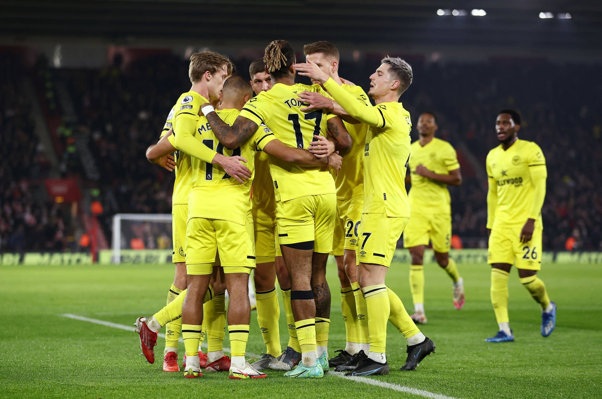 一件引人注 一件引人注